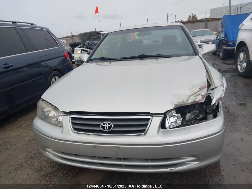 2000 Toyota Camry Ce/Le/Xle VIN: JT2BG22K5Y0526627 Lot: 12444654