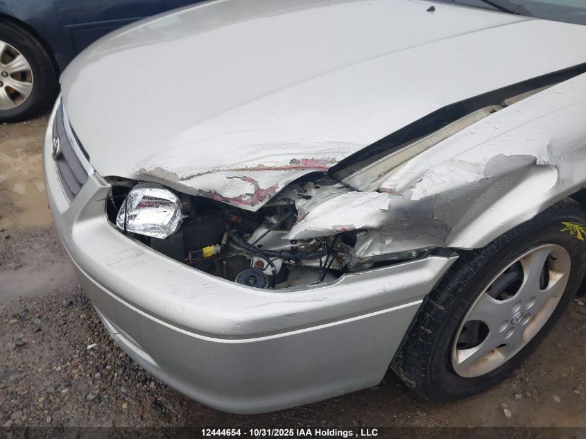 2000 Toyota Camry Ce/Le/Xle VIN: JT2BG22K5Y0526627 Lot: 12444654