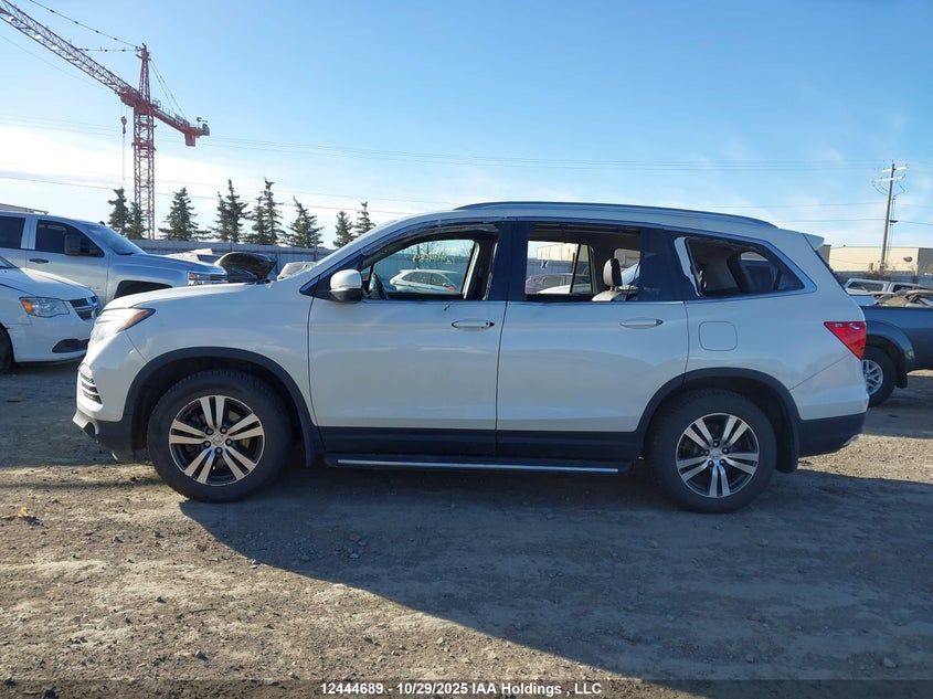 5FNYF6H88HB501844 2017 HONDA PILOT photo no. 15