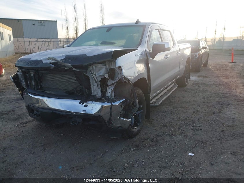 1GCUYDED1KZ381434 2019 CHEVROLET SILVERADO photo no. 2