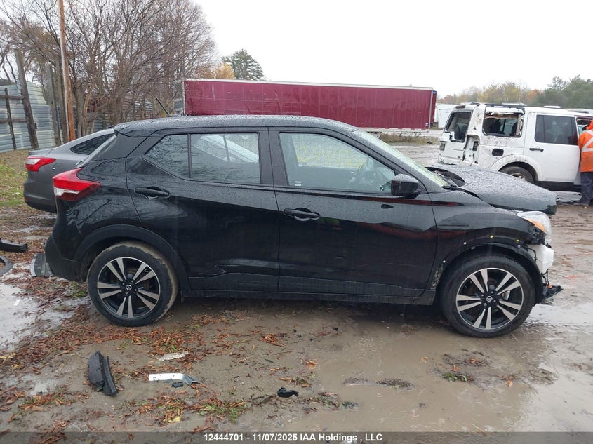 2019 Nissan Kicks S/Sr/Sv VIN: 3N1CP5CU8KL501165 Lot: 12444701
