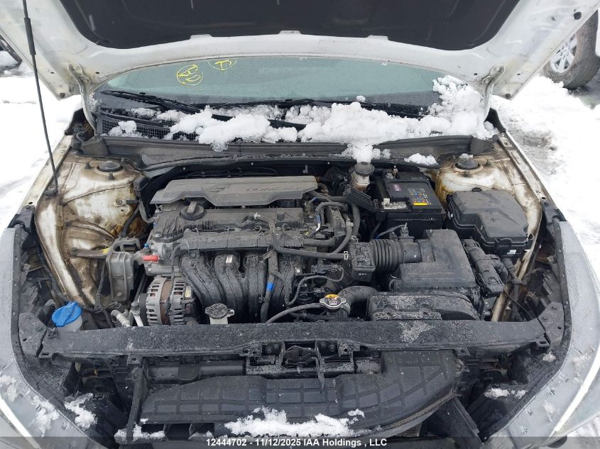 2022 Hyundai Elantra VIN: KMHLM4AG3NU215095 Lot: 12444702