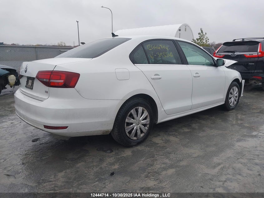 3VWD07AJ5GM393340 2016 VOLKSWAGEN JETTA photo no. 4
