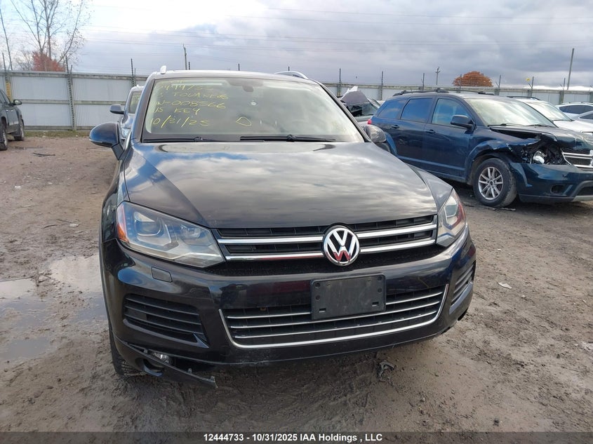 WVGEF9BP4DD008566 2013 VOLKSWAGEN TOUAREG photo no. 13