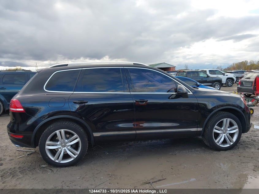 WVGEF9BP4DD008566 2013 VOLKSWAGEN TOUAREG photo no. 14