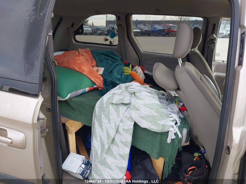 2005 Dodge Caravan Se VIN: 1D4GP25R65B401113 Lot: 12444734