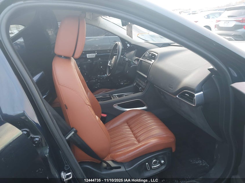 SADCN2GX2LA643773 2020 JAGUAR F-PACE photo no. 5