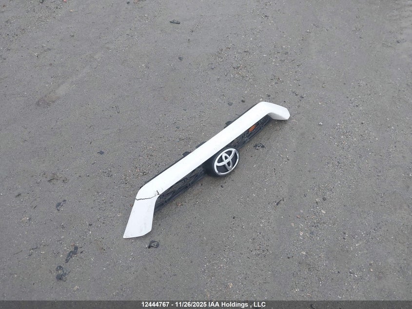 JTEBU5JR6K5671858 2019 TOYOTA 4RUNNER photo no. 12