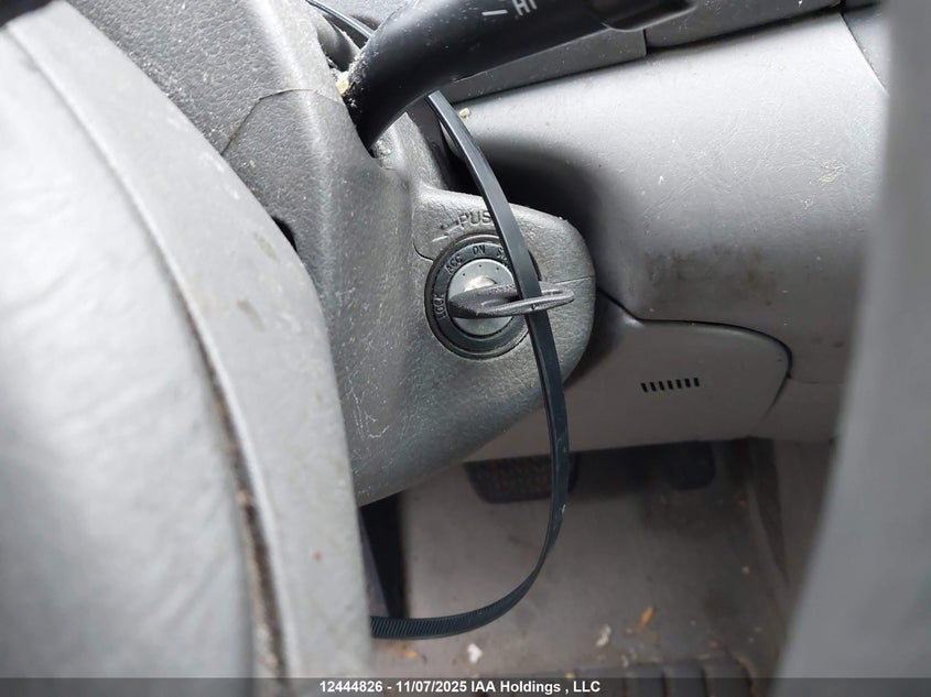 4T1BE32K84U811937 2004 TOYOTA CAMRY photo no. 11