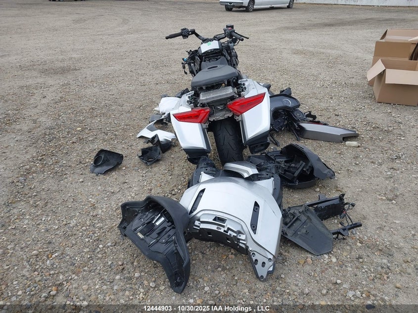 2025 Honda Gl1800 D VIN: JH2SC7982SK700070 Lot: 12444903