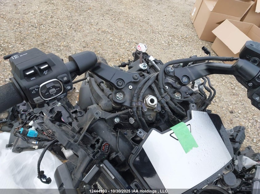 2025 Honda Gl1800 D VIN: JH2SC7982SK700070 Lot: 12444903