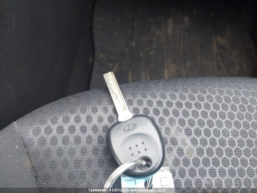 2015 Hyundai Accent Gls VIN: KMHCU5AE8FU231332 Lot: 12444944