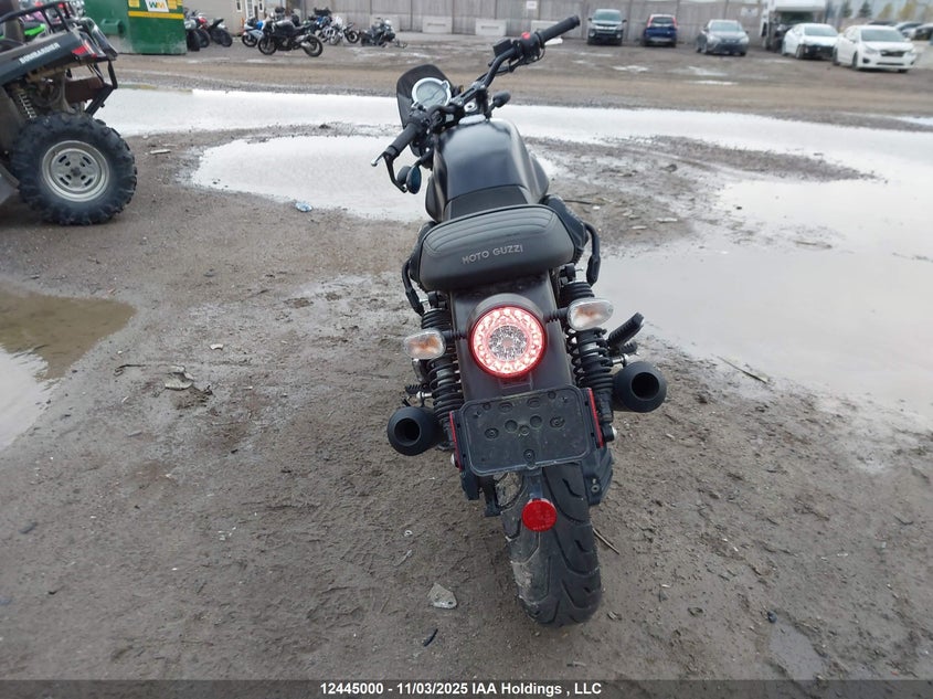 ZGUKZUA00NM001036 2022 MOTO GUZZI V7 photo no. 6