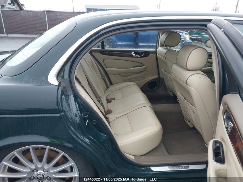 2007 Jaguar Xj Xj8 L VIN: SAJWA79B47SH17430 Lot: 12445022