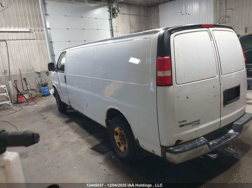 1GCWGGCG4B1102311 2011 CHEVROLET EXPRESS photo no. 3