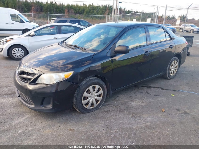 2T1BU4EEXBC664663 2011 TOYOTA COROLLA photo no. 2
