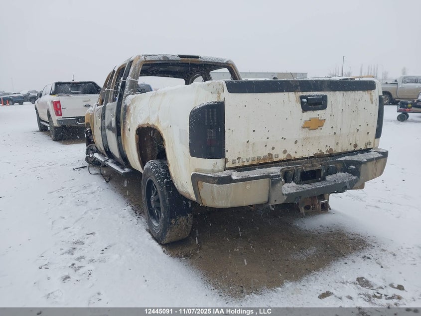1GC1KYE88CF130928 2012 CHEVROLET SILVERADO photo no. 3