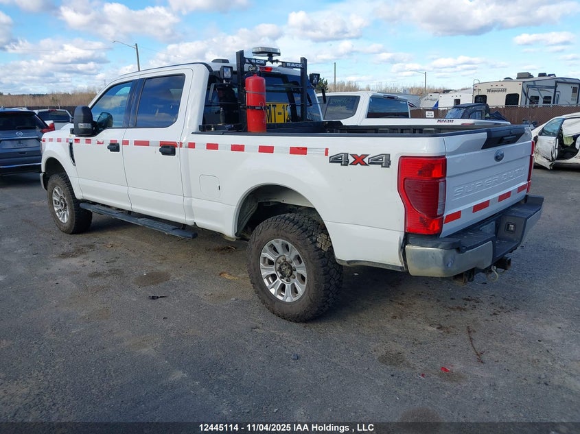 1FT7W2B6XNEF67353 2022 FORD F250 photo no. 3