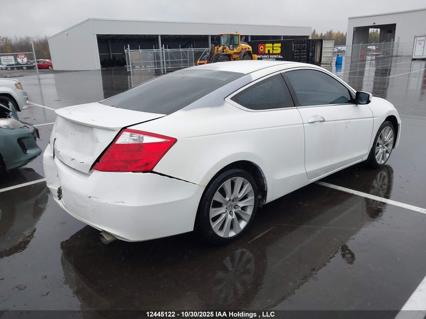 1HGCS22879A800647 2009 HONDA ACCORD photo no. 4