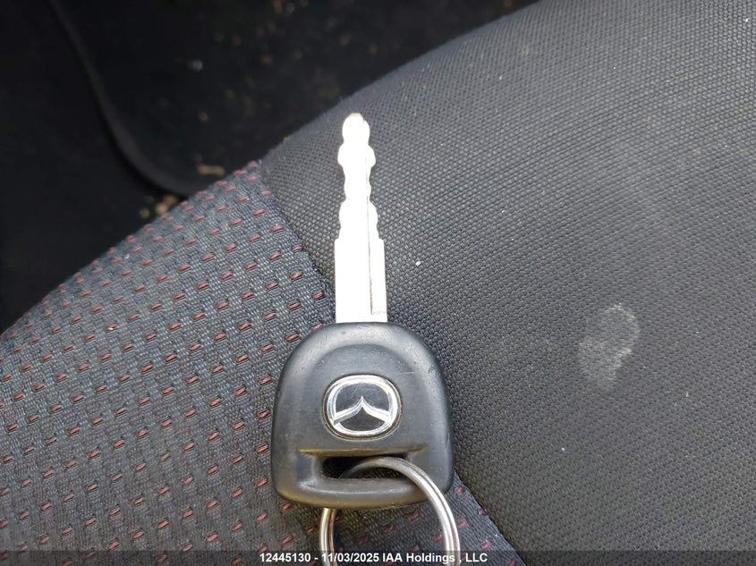 2007 Mazda 3 Hatchback VIN: JM1BK343X71752818 Lot: 12445130