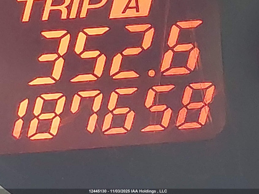 2007 Mazda 3 Hatchback VIN: JM1BK343X71752818 Lot: 12445130