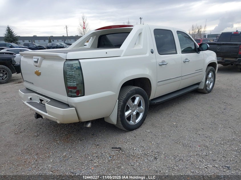 3GNTKGE7XDG102629 2013 CHEVROLET AVALANCHE photo no. 4