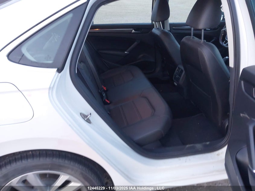 2021 Volkswagen Passat Highline VIN: 1VWBA7A36MC018818 Lot: 12445229