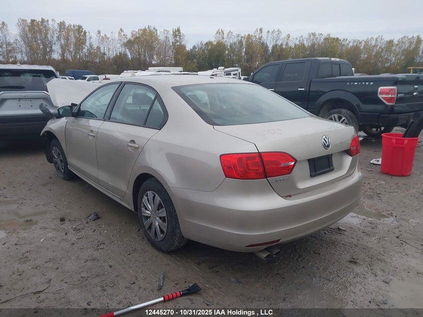 3VW2K7AJ4EM249583 2014 VOLKSWAGEN JETTA photo no. 3