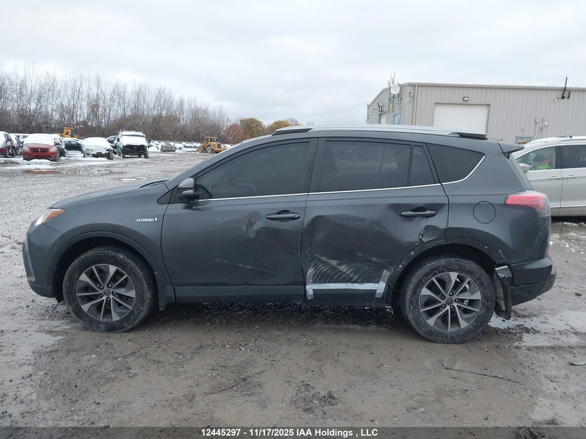 JTMRJREV9JD227209 2018 TOYOTA RAV 4 photo no. 14