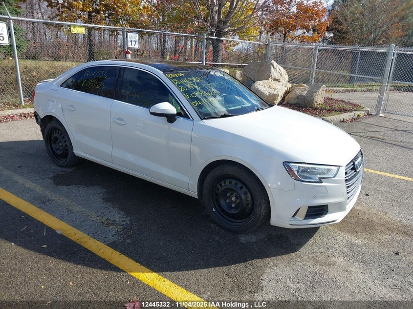 WAUBEGFF9LA039423 2020 Audi A3 45 Komfort auction photo 1