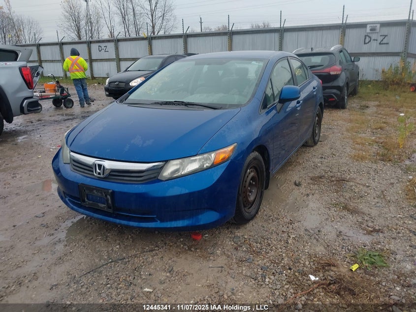 2HGFB2F47CH019298 2012 HONDA CIVIC photo no. 2