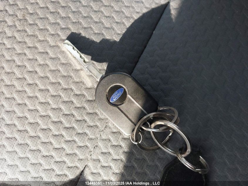 2018 Ford Escape Se VIN: 1FMCU9GD9JUA00325 Lot: 12445351