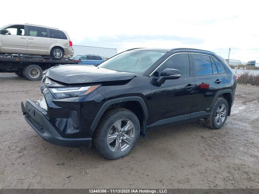 2T3RWRFV9NW148146 2022 TOYOTA RAV 4 photo no. 2