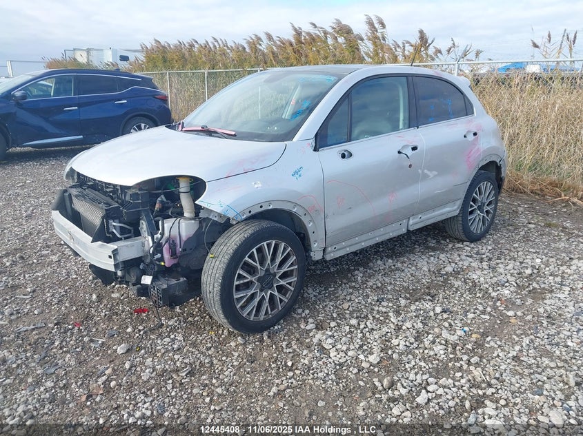 ZFBCFYCT2GP452827 2016 FIAT 500X photo no. 2