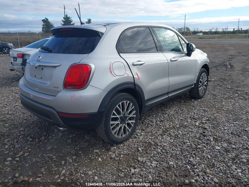 ZFBCFYCT2GP452827 2016 FIAT 500X photo no. 4