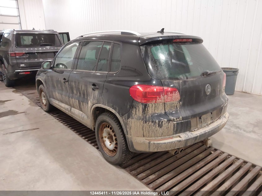 WVGJV7AX0DW524970 2013 VOLKSWAGEN TIGUAN photo no. 3