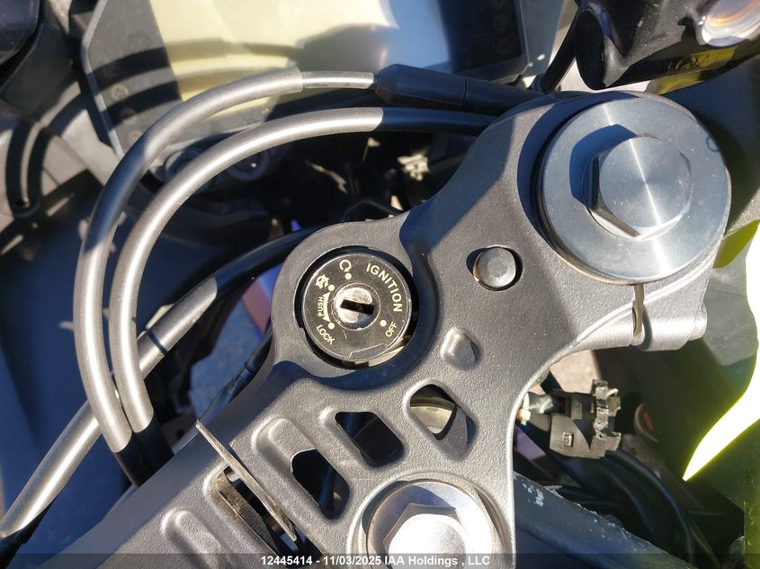 MH3RH18N7PK002575 2023 YAMAHA YZF photo no. 11