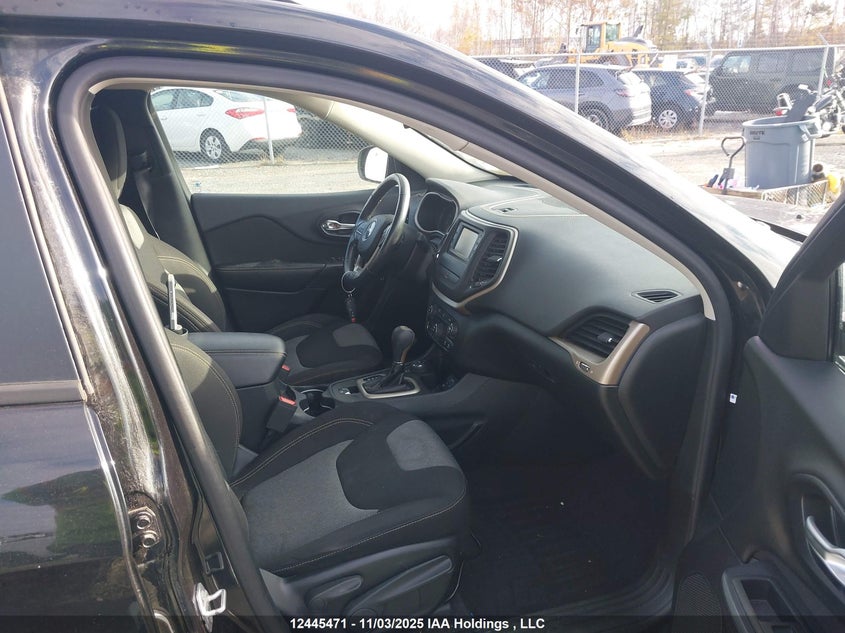 1C4PJMAB9GW328463 2016 JEEP CHEROKEE photo no. 5