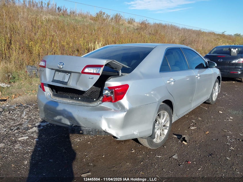 4T1BF1FK4EU362365 2014 TOYOTA CAMRY photo no. 4