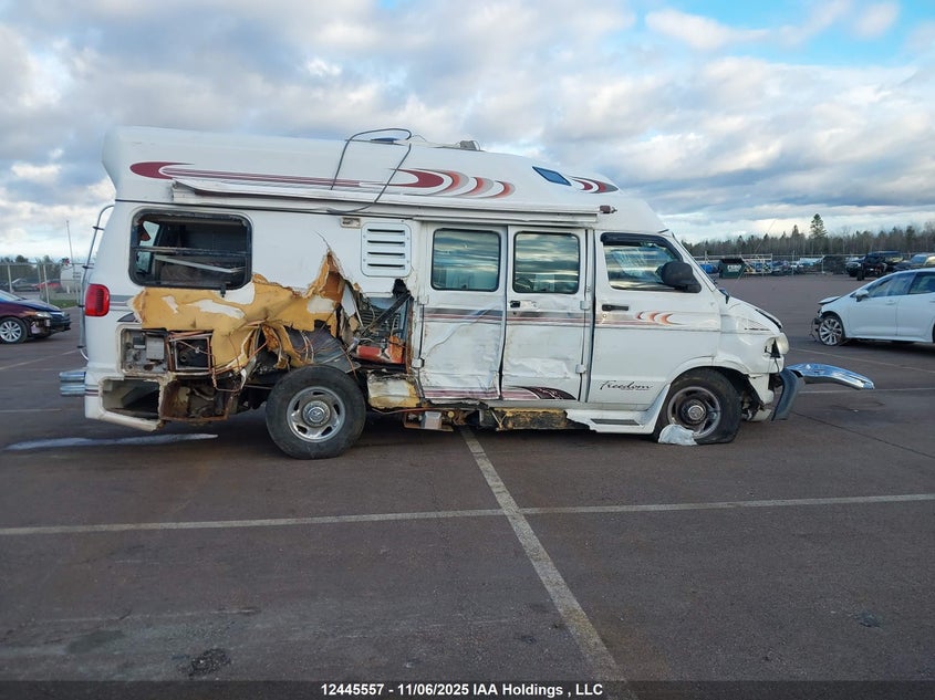 2B6KB31Z9WK156101 1998 DODGE RAM VAN photo no. 13