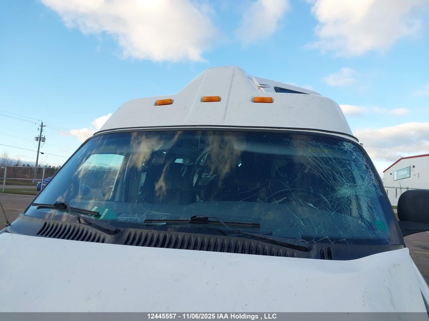 2B6KB31Z9WK156101 1998 DODGE RAM VAN photo no. 17