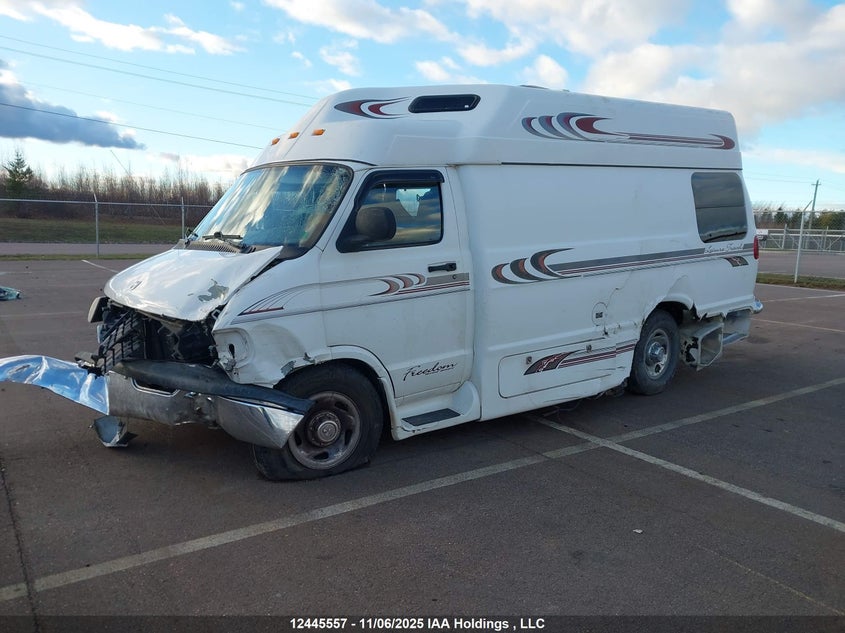 2B6KB31Z9WK156101 1998 DODGE RAM VAN photo no. 2