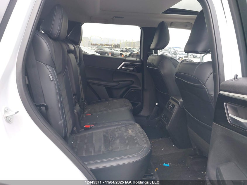 JA4J4VA80SZ618177 2025 MITSUBISHI OUTLANDER photo no. 8