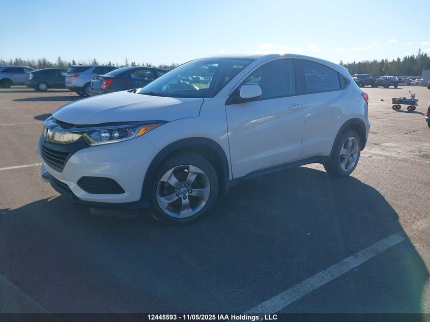 3CZRU6H33MM103133 2021 HONDA HR-V photo no. 2
