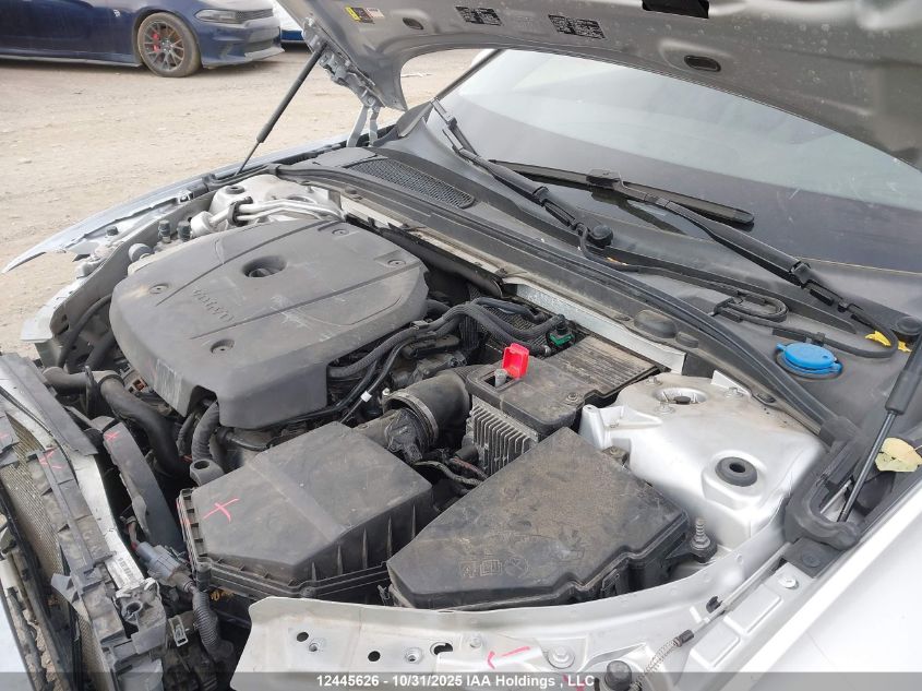 2020 Volvo V60 Cross Country T5 VIN: YV4102WK5L1033693 Lot: 12445626