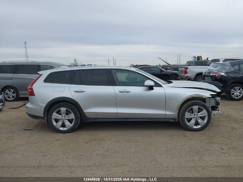 2020 Volvo V60 Cross Country T5 VIN: YV4102WK5L1033693 Lot: 12445626