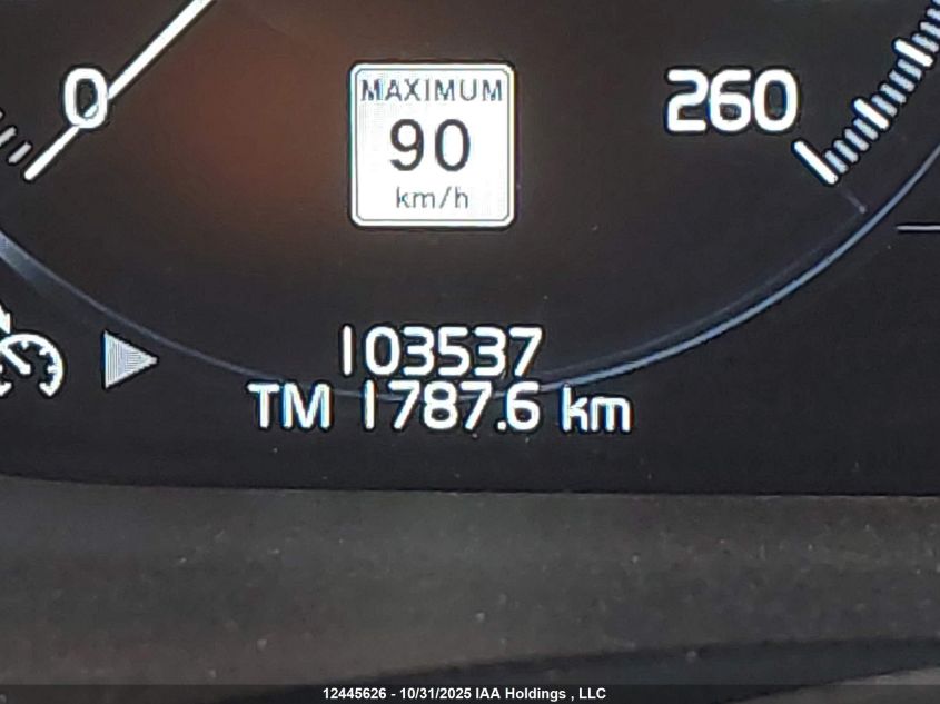 2020 Volvo V60 Cross Country T5 VIN: YV4102WK5L1033693 Lot: 12445626