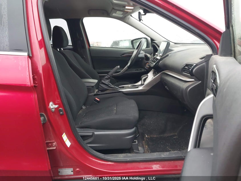 JA4ATUAA5PZ609272 2023 MITSUBISHI ECLIPSE CROSS photo no. 5