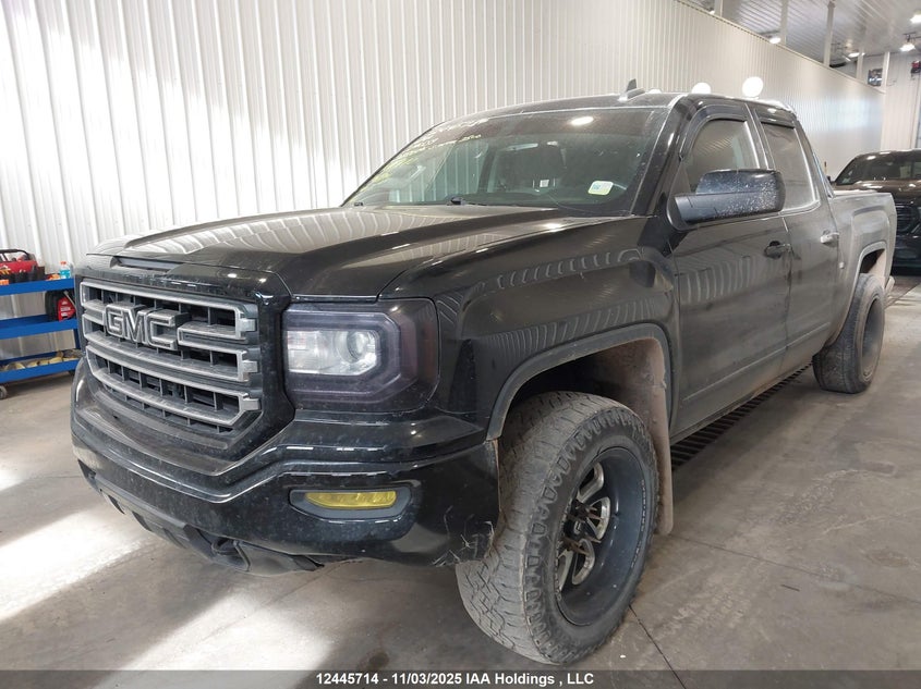 1GTV2LEC9JZ334559 2018 GMC SIERRA photo no. 2