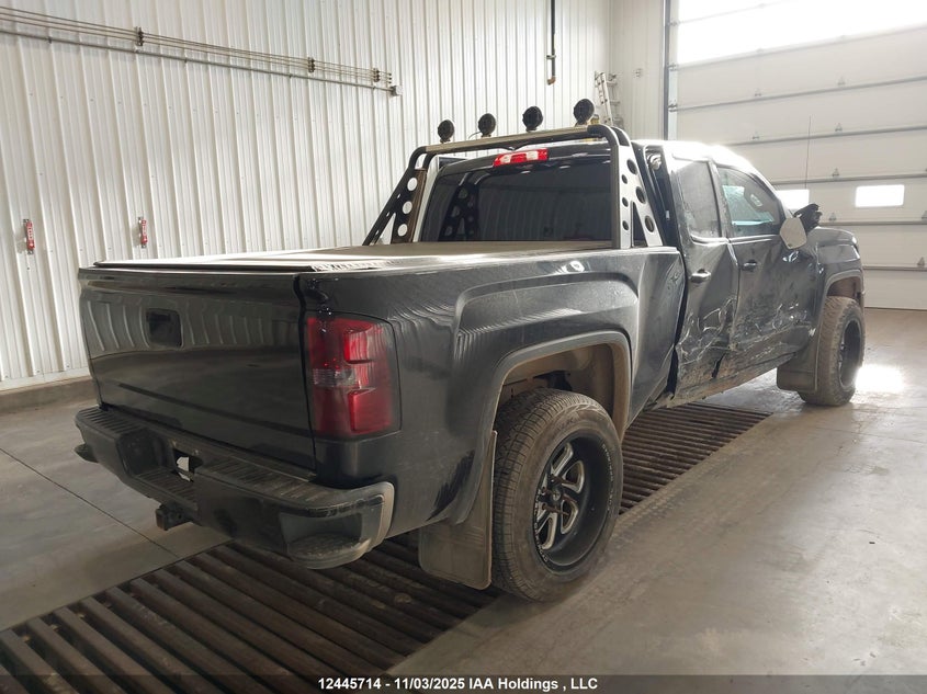 1GTV2LEC9JZ334559 2018 GMC SIERRA photo no. 4